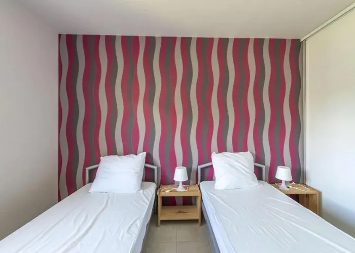 Fuer 5 Personen Und 1 Kind In By Interhome Gagnieres