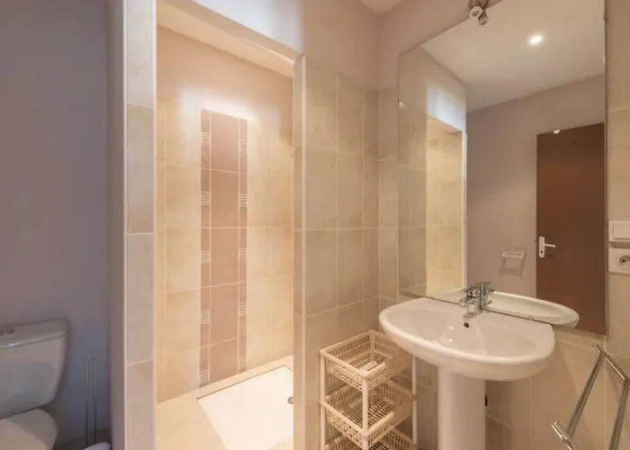 Дом отдыха Fuer 5 Personen Und 1 Kind In By Interhome