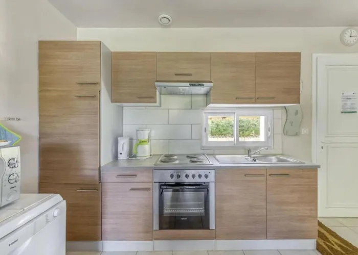 Fuer 5 Personen Und 1 Kind In By Interhome Дом отдыха Gagnieres
