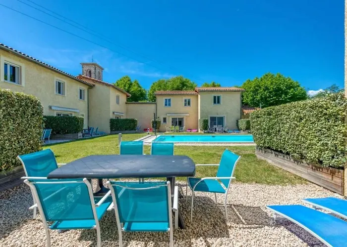 Дом отдыха Fuer 5 Personen Und 1 Kind In By Interhome